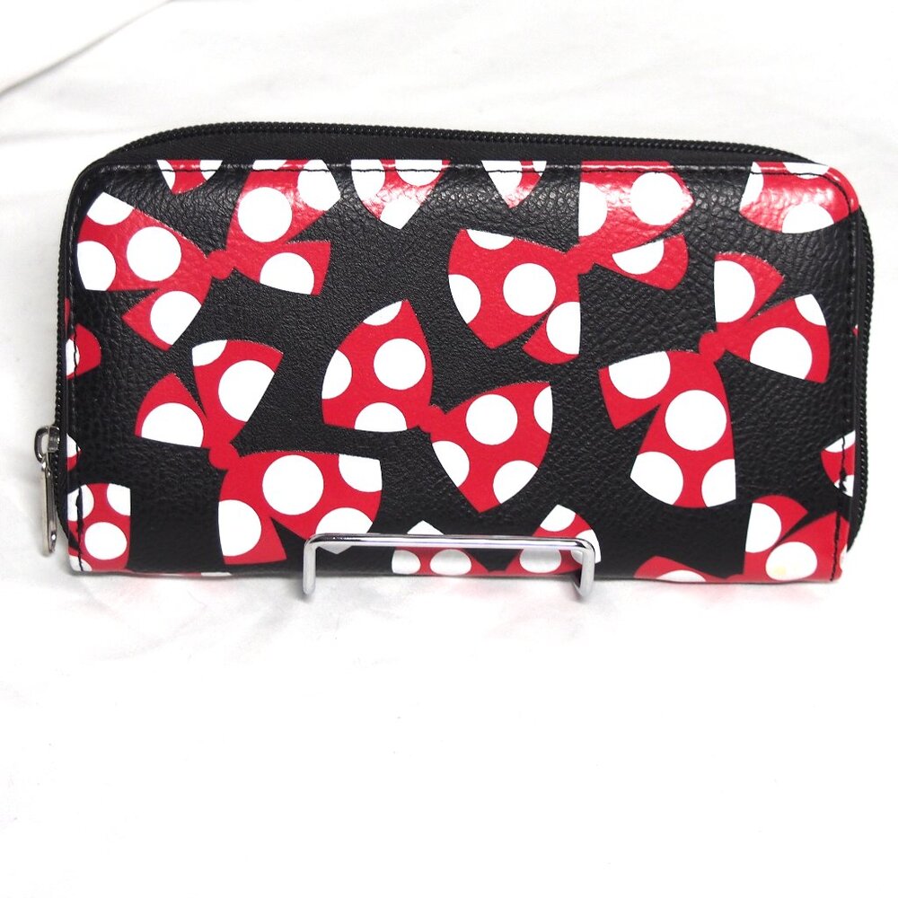 Disney Parks Minnie Mouse Red /White Polka Dot Bows Black Zip Around Wallet